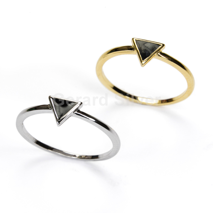 Anillo Plata Flecha con Esmalte