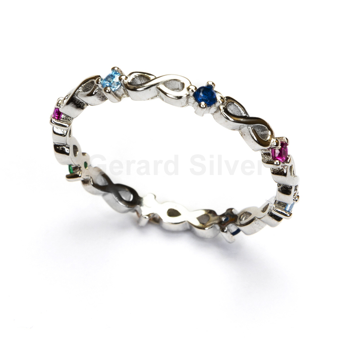 Anillo de Plata y Circonitas Infinito 