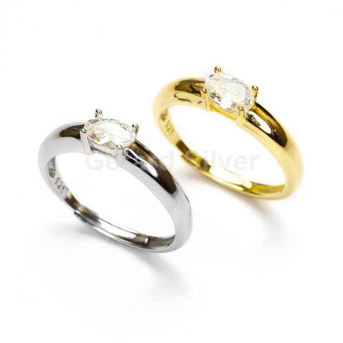 Anillo Abierto de Plata y Circonita 