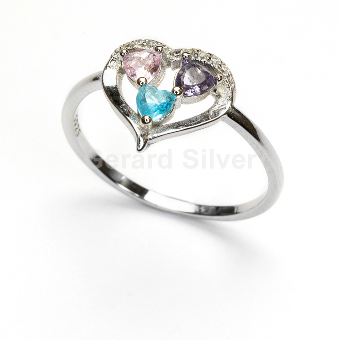 Anillo de Plata y Circonita Corazón