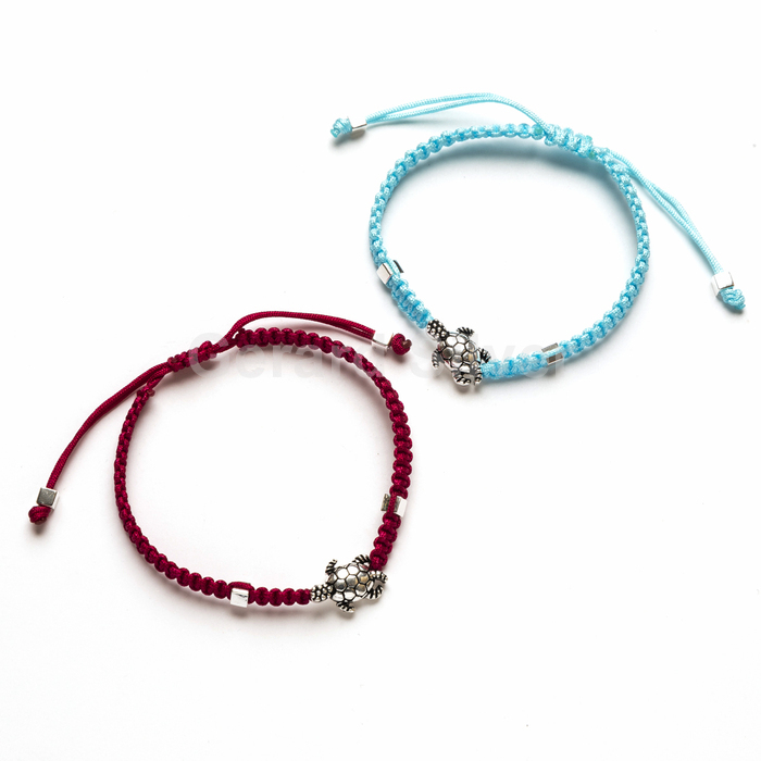 Pulsera Extensible de Plata y Macramé Tortuga ( Agua Marina y Burdeos)
