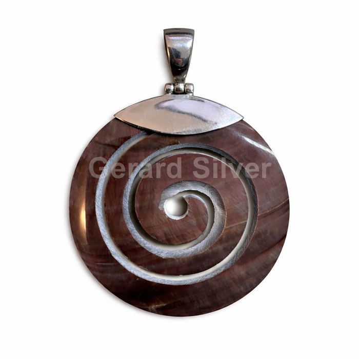 Colgante de Plata y Concha 