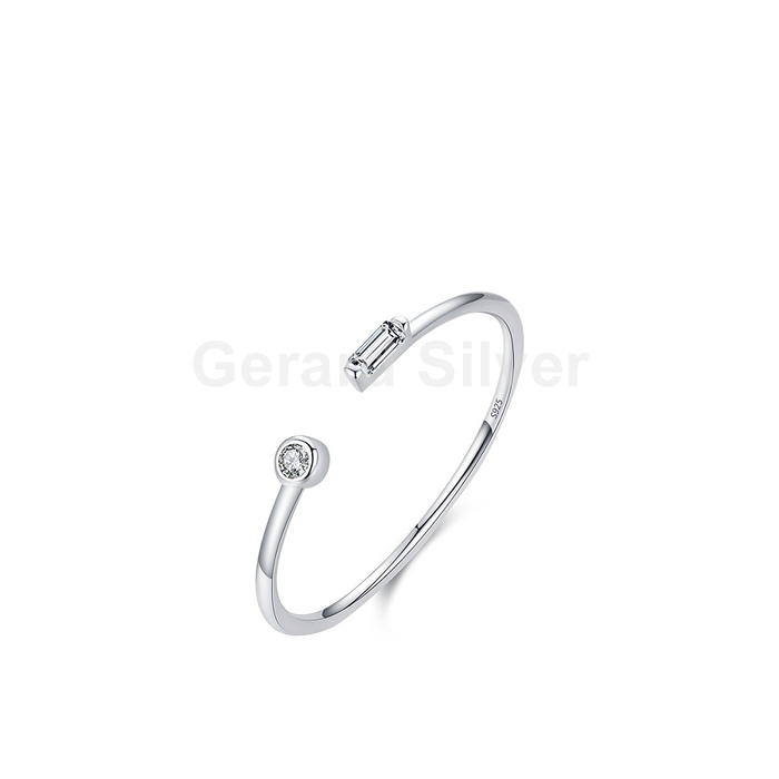 Anillo Abierto de Plata Rodiada y Circonita 